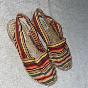 Aspargatus Women’s Casual Espadrilles Size 37 U.S. 6 M Multicolor Canvas Beach